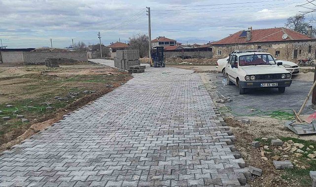 Ereğli Belediyesi kilitli parke yol çalışması gerçekleştirdi