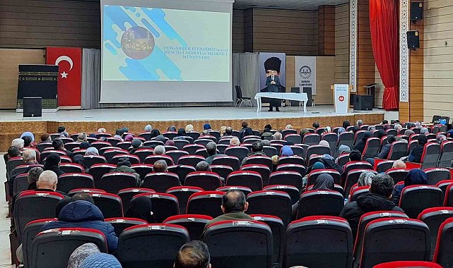 Erzincanlı umrecilere eğitim semineri