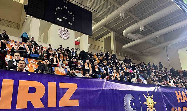 Eskişehir halkı Cumhurbaşkanı Erdoğan'ı saatler öncesinden beklemeye başladı