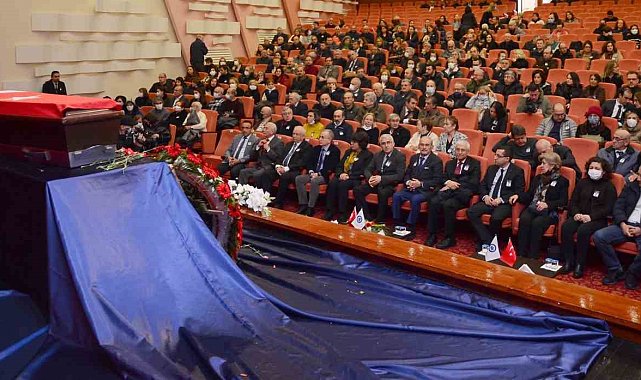 ESOGÜ Prof. Dr. Necat A. Akgün'ü törenle ebediyete uğurladı