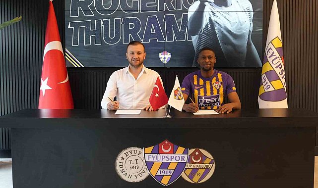 Eyüpspor hücum hattını Thuram ile güçlendirdi