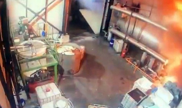 Fabrikadaki yağ kazanı bomba gibi patladı