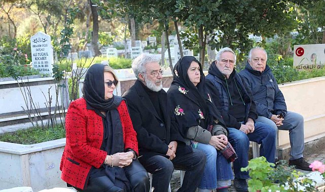 Fatma Girik, mezarı başında anıldı