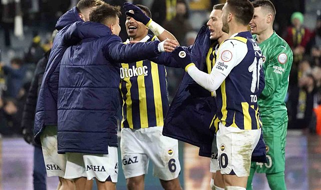 Fenerbahçe, yenilmezlik serisini 12 maça çıkardı