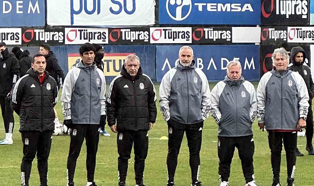 Fernando Santos ilk idmanına çıktı