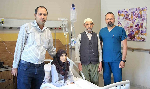 Fethi Sekin Şehir Hastanesi'nden bir ilk daha