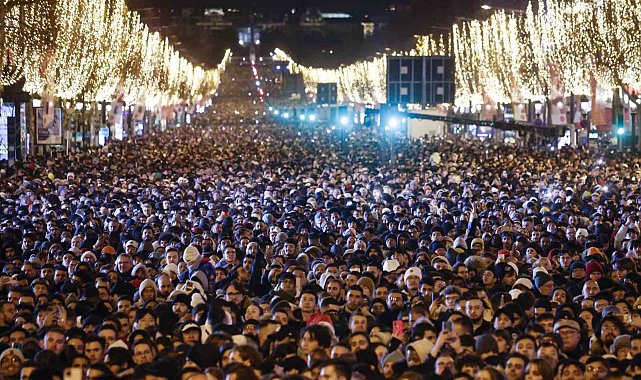 Fransa'da yeni yıl coşkusu