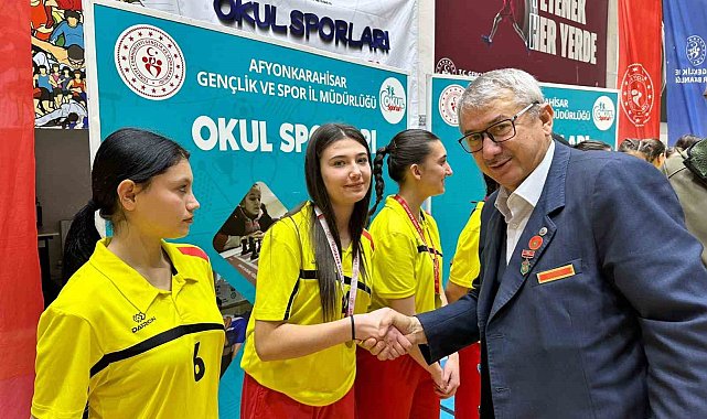 Genç Kızlar Okul Sporları Futsal Müsabakaları tamamlandı