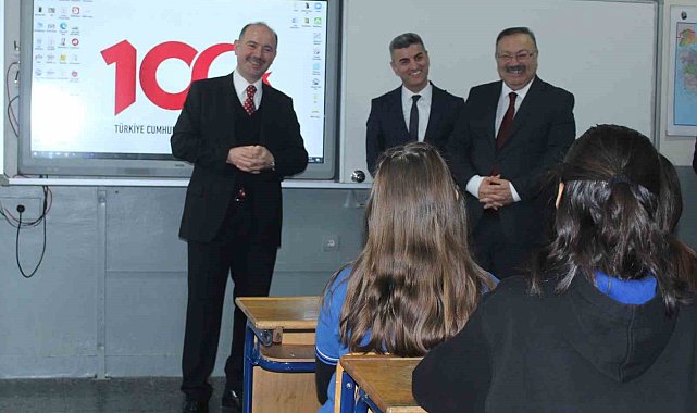 Giresun'da öğrenciler karne heyecanı yaşadı