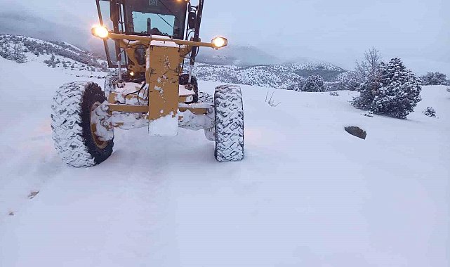 Giresun'un yüksek kesimlerde 61 köy yolu kar nedeniyle ulaşıma kapandı