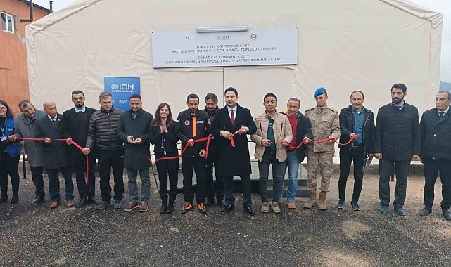 Gölbaşı ilçesindeki konteyner kentlere çok amaçlı çadır kuruldu