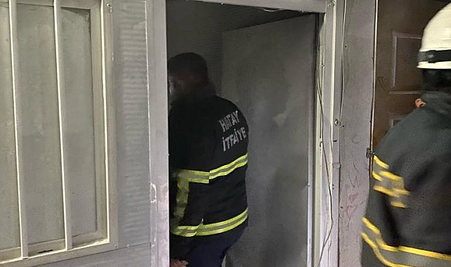 Hatay'da çıkan konteyner yangını söndürüldü