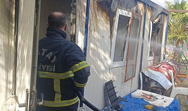 Hatay'da konteyner yangını