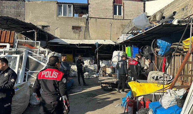Hatay'da polis ekileri hurdacıları denetledi