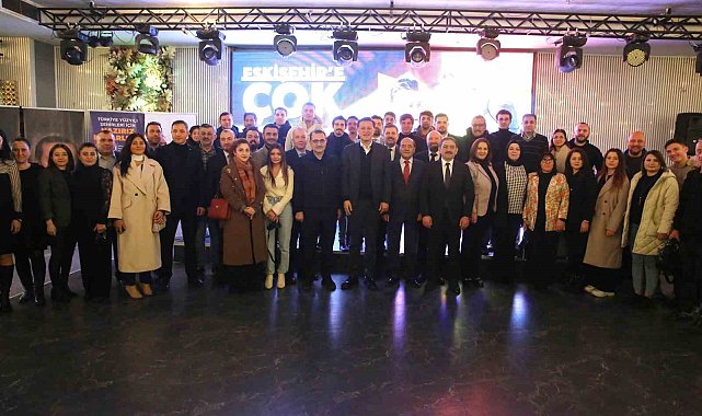 Hatipoğlu'ndan '10 Ocak Çalışan Gazeteciler Günü' yemeği