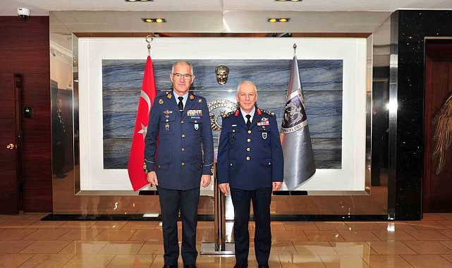 Hava Kuvvetleri Komutanı Kadıoğlu, NATO Birleştirilmiş Hava Harekat Merkezi Komutanı De Lara&#039;yı kabul etti