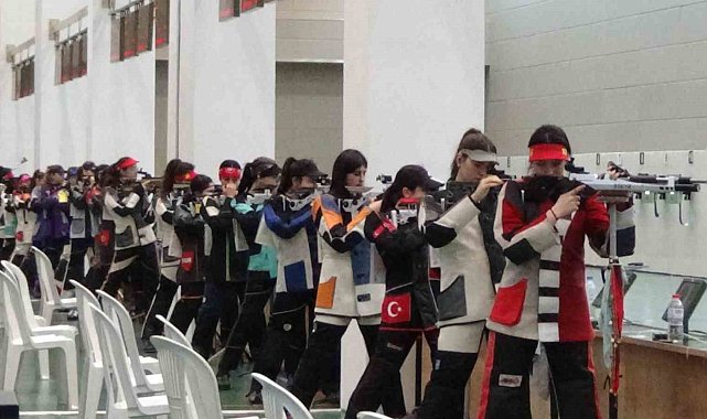 Havalı Silahlar Federasyon Kupası Mersin'de başladı