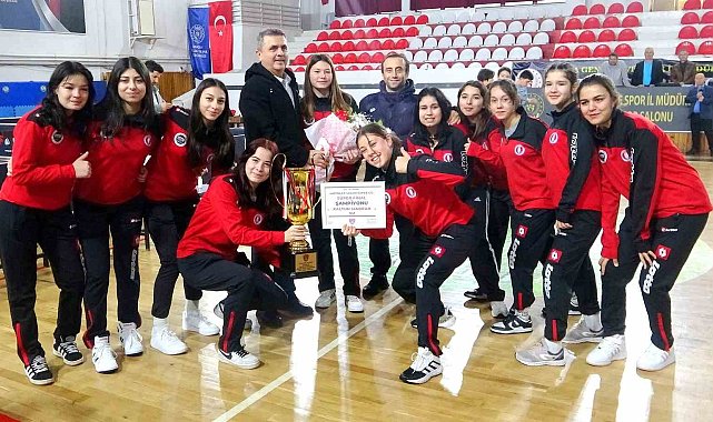 Hokey Süper Lig şampiyonu Muğla'ya döndü