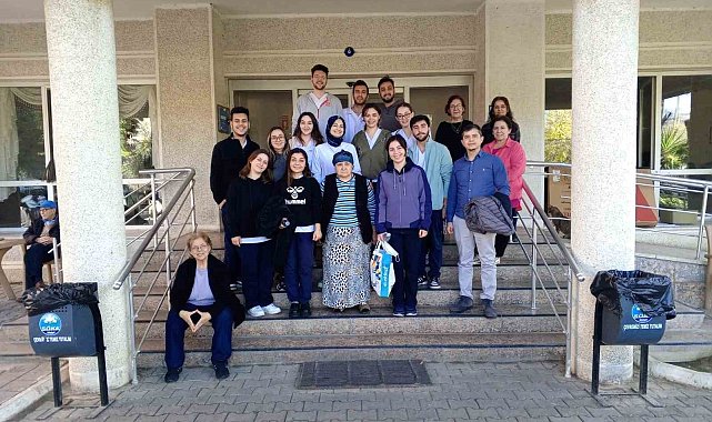 Huzurevi sakinlerine diş sağlığı eğitimi verildi