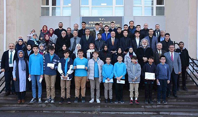 İmam Hatip Okulları arasında düzenlenen mesleki yarışmalarda dereceye giren öğrenciler ödüllendirildi