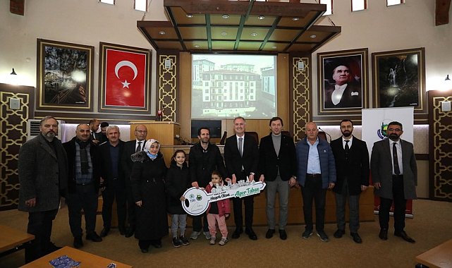 İnegöl'de tamamlanan TOKİ 3. Etap'ta anahtar teslim