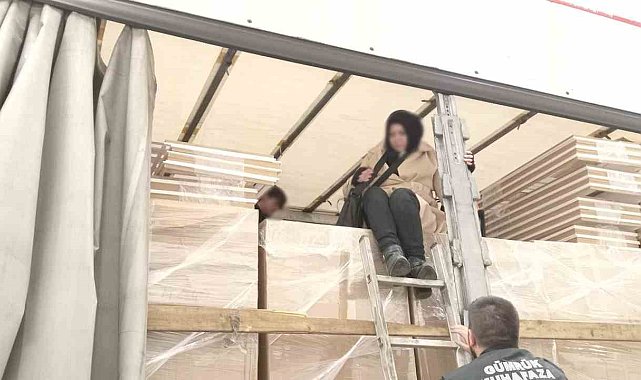 İpsala Gümrük Kapısı'nda 8 düzensiz göçmen yakalandı