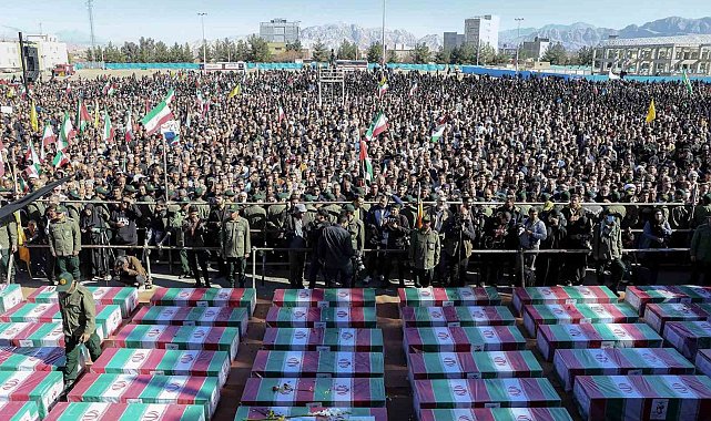 İran'da bombalı saldırılara karıştığından şüphelenilen 11 kişi gözaltına alındı