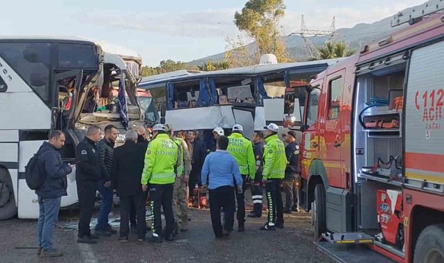 İşçi servisleri çarpıştı: 6 yaralı