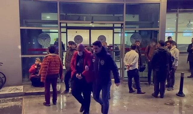 İstanbul'da araçlarını satmak isteyen kişileri dolandıran çeteye operasyon: 23 şüpheli yakalandı