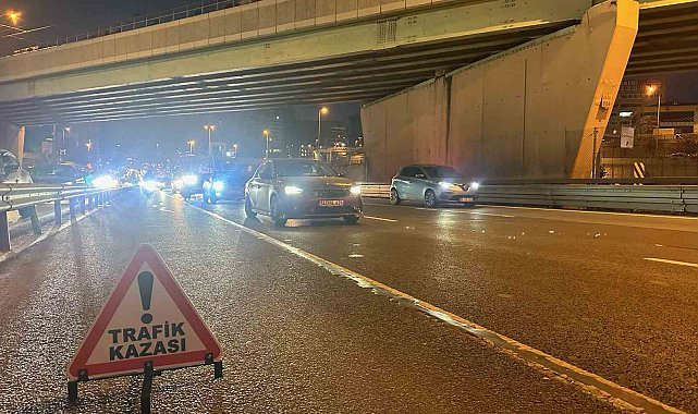 İstanbul'da usulsüz çakar-siren ve emniyet şeridi kullananlara ceza