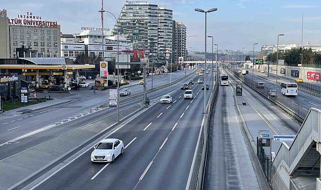 İstanbul'da yeni yılın ilk gününde trafik yüzde 1'e düştü