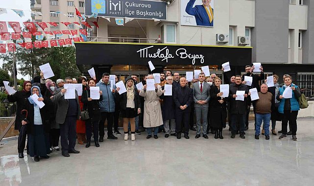 İYİ Parti'den 130 kişi istifa etti