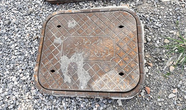 İzmir'deki altyapı çalışmalarından asırlık su boruları çıktı
