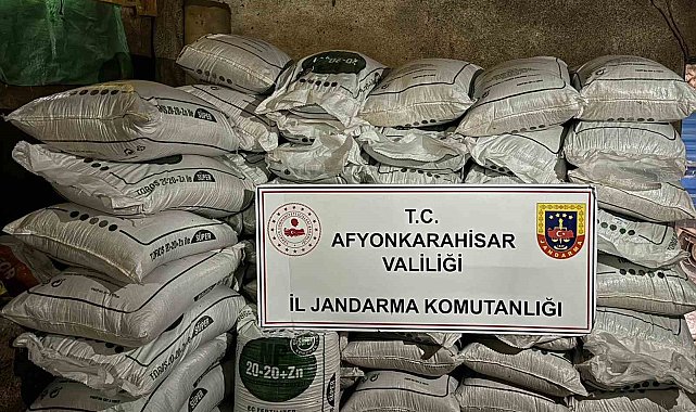 Jandarma barkodları sahte 11 ton taban gübresi ele geçirdi