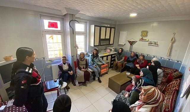 Jandarma, Kavaklı kadınların yanında