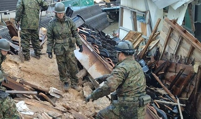 Japonya'da depremde can kaybı 128'e yükseldi
