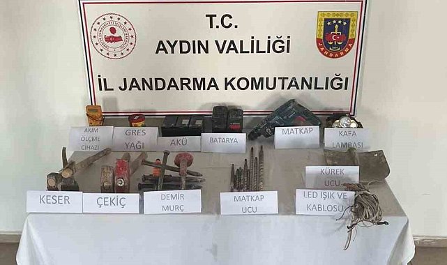 Kaçak kazı jandarmaya takıldı