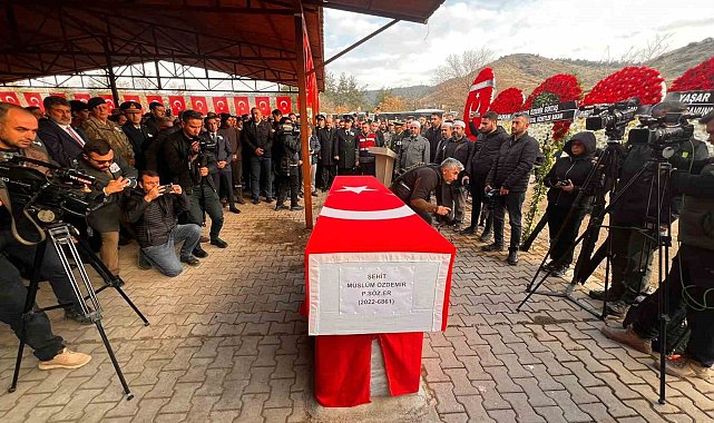 Kahramanmaraşlı şehit son yolculuğuna uğurlandı