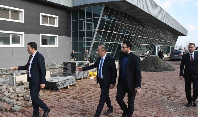 Kampüste tadilat çalışmaları sürüyor