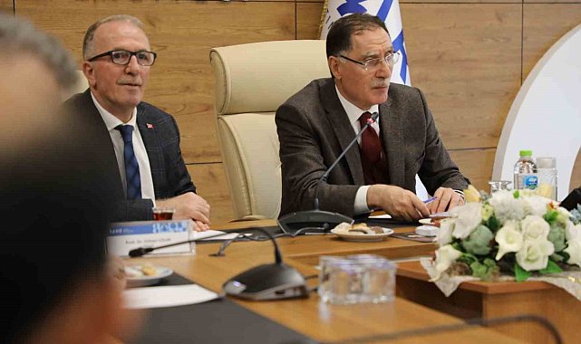 Kamu Başdenetçisi Şeref Malkoç'tan BARÜ'ye ziyaret