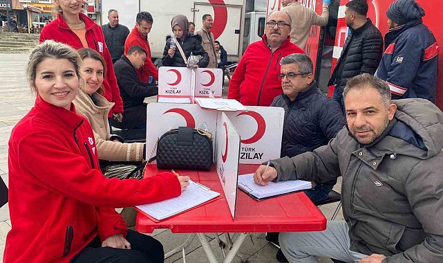 Kan bağışı kampanyasına kadınlar öncülük etti