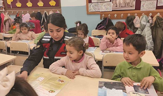 Kanun Ordusu Jandarma sahada eğitim veriyor