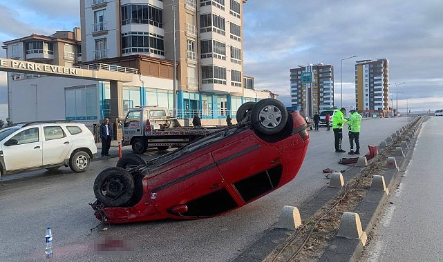 Karaman'da sürücünün ölümden döndüğü kaza kameraya yansıdı