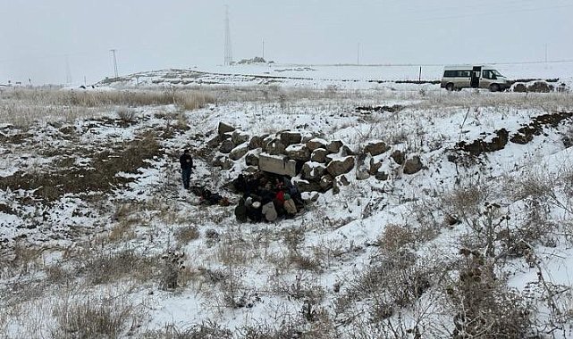 Kars'ta 24 düzensiz göçmen yakalandı