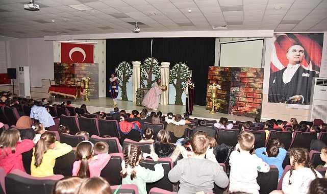 Kartepeli çocuklara yarıyıl eğlencesi