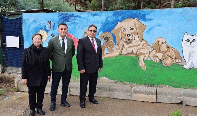 Kaymakam Kaya, Marmaris Geçici Hayvan Bakımevi'ni gezdi