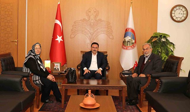 Kayseri'nin ilk terör şehidinin ailesinden Vali Çiçek'e ziyaret