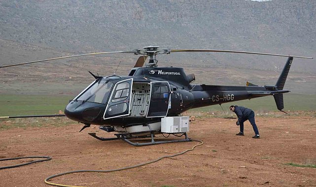 Kesintisiz enerji için helikopterle bakım onarım yapılıyor