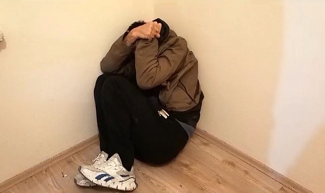 Kiralık dairesine müşteriyle gitti, uzun süredir kaçak kalan şahısla karşılaştı