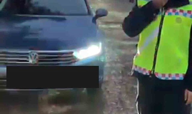 Kırklareli'de çakarlı araca 6 bin 439 lira para cezası